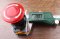 [E] สวิตช์ปุ่มกด หยุดฉุกเฉิน ปุ่มสีแดง พร้อมไฟสถานะ 24 V LA167-D8-11ZS ขนาด 22 mm รุ่น 2NC
